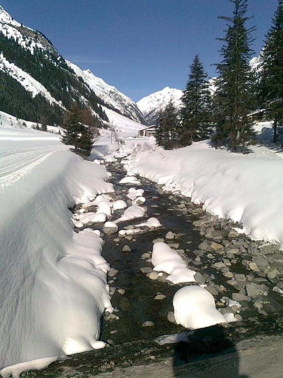 Appartement Berg-Juwel à Sankt Leonhard im Pitztal Extérieur photo